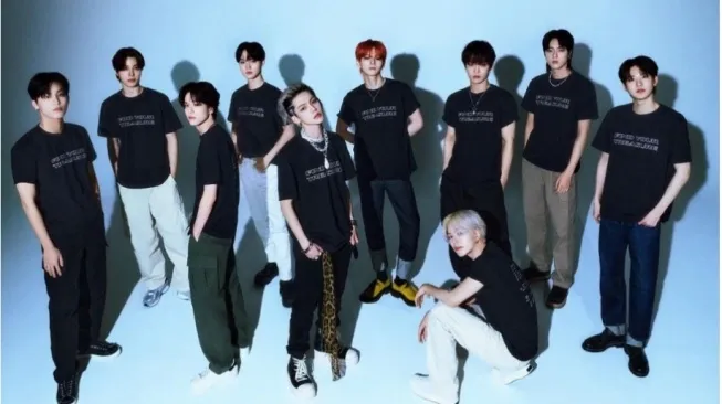 61054-boy-group-treasure